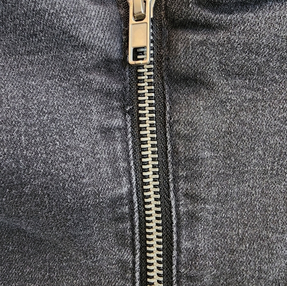 H&M Fitted Dress in Washed Out Black Size S - Picture 6 of 8